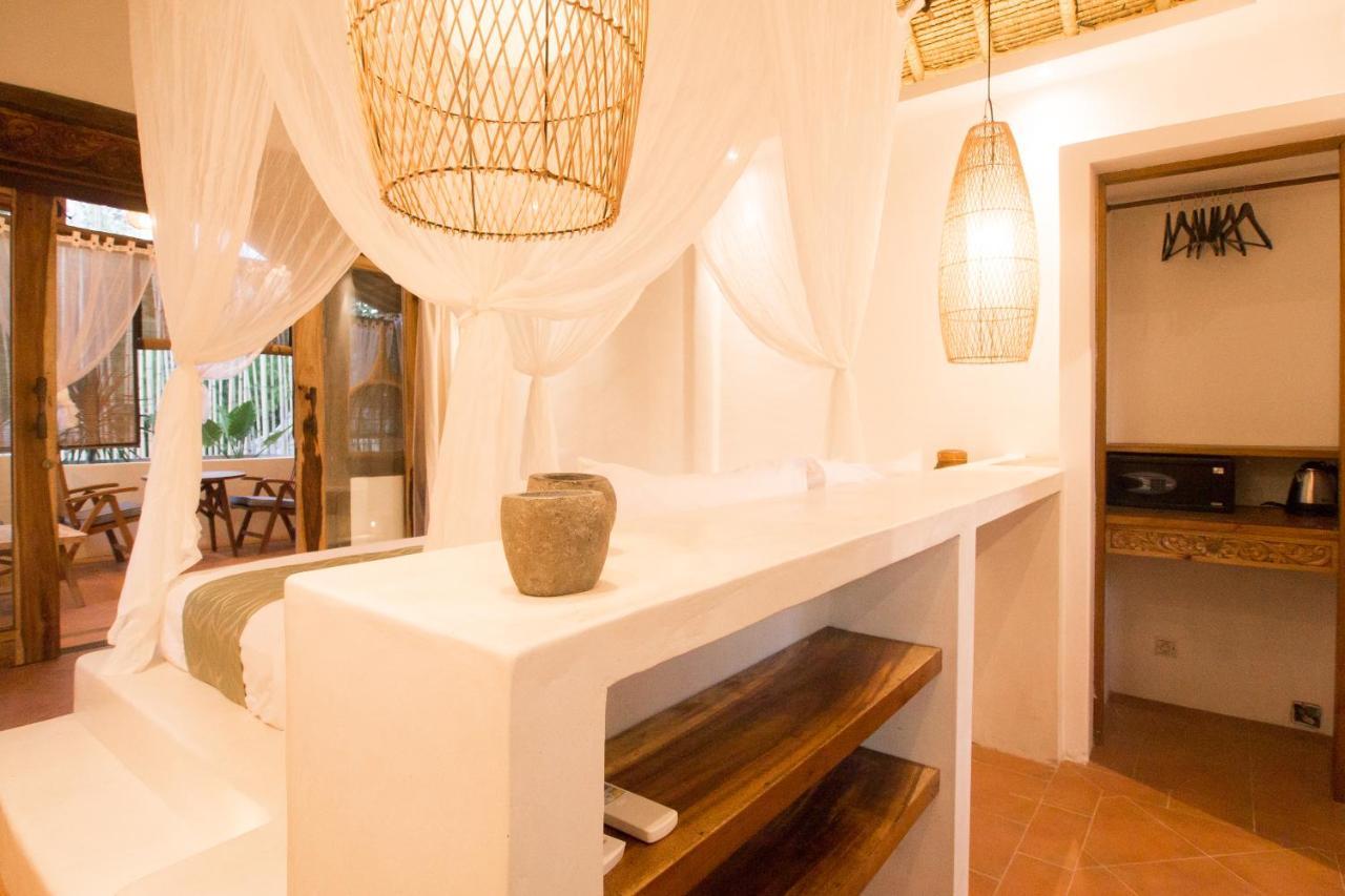 The Mandana Villa Gili Islands Exterior photo